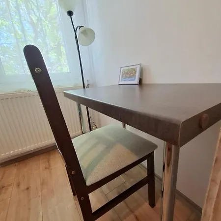 アパート Napvirag - Koezel Mindenhez *