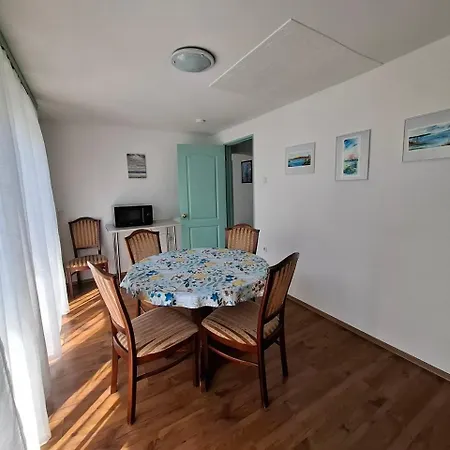 Napvirag - Koezel Mindenhez * バラトンアカラッチャ